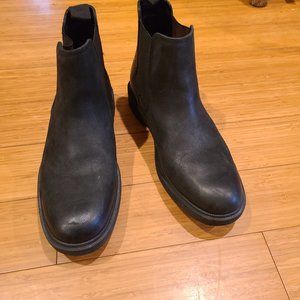 Black Frye & Co leather boots, like new 9 1/2
